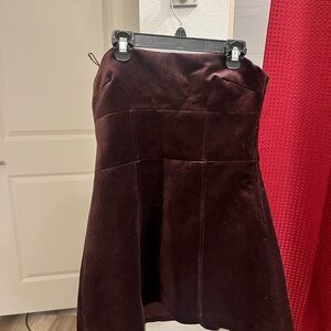 Chic Velvet Mini Dress in Deep Burgundy